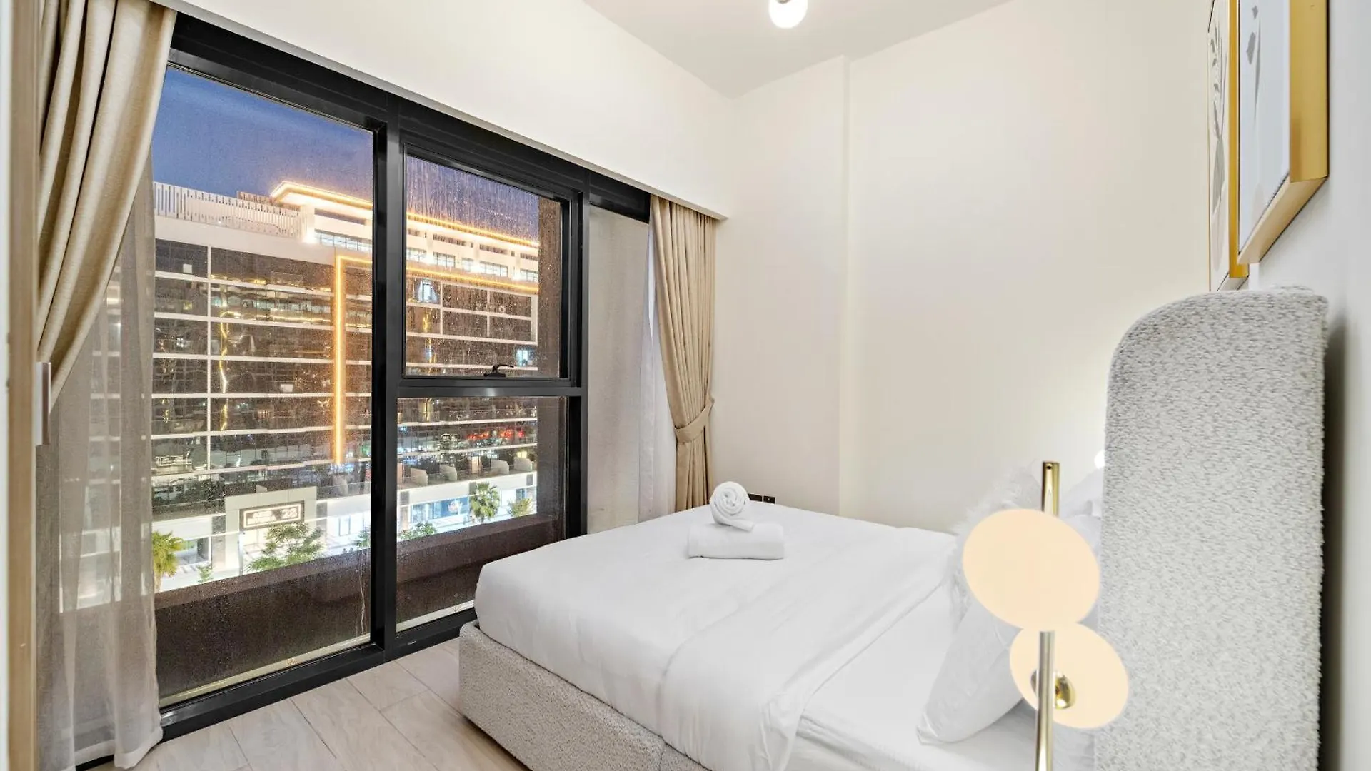 Modern 1Br With Boulevard View L 10Mn To Downtown Dubai